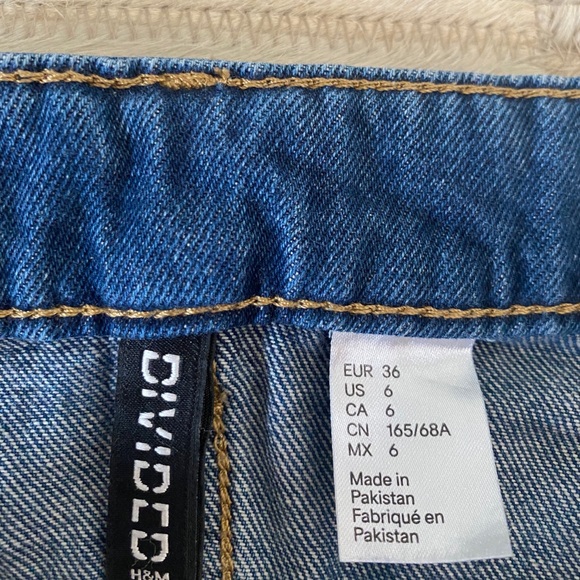 SOLD H&M Divided High Waisted Denim Skirt Size 6 - Picture 3 of 5